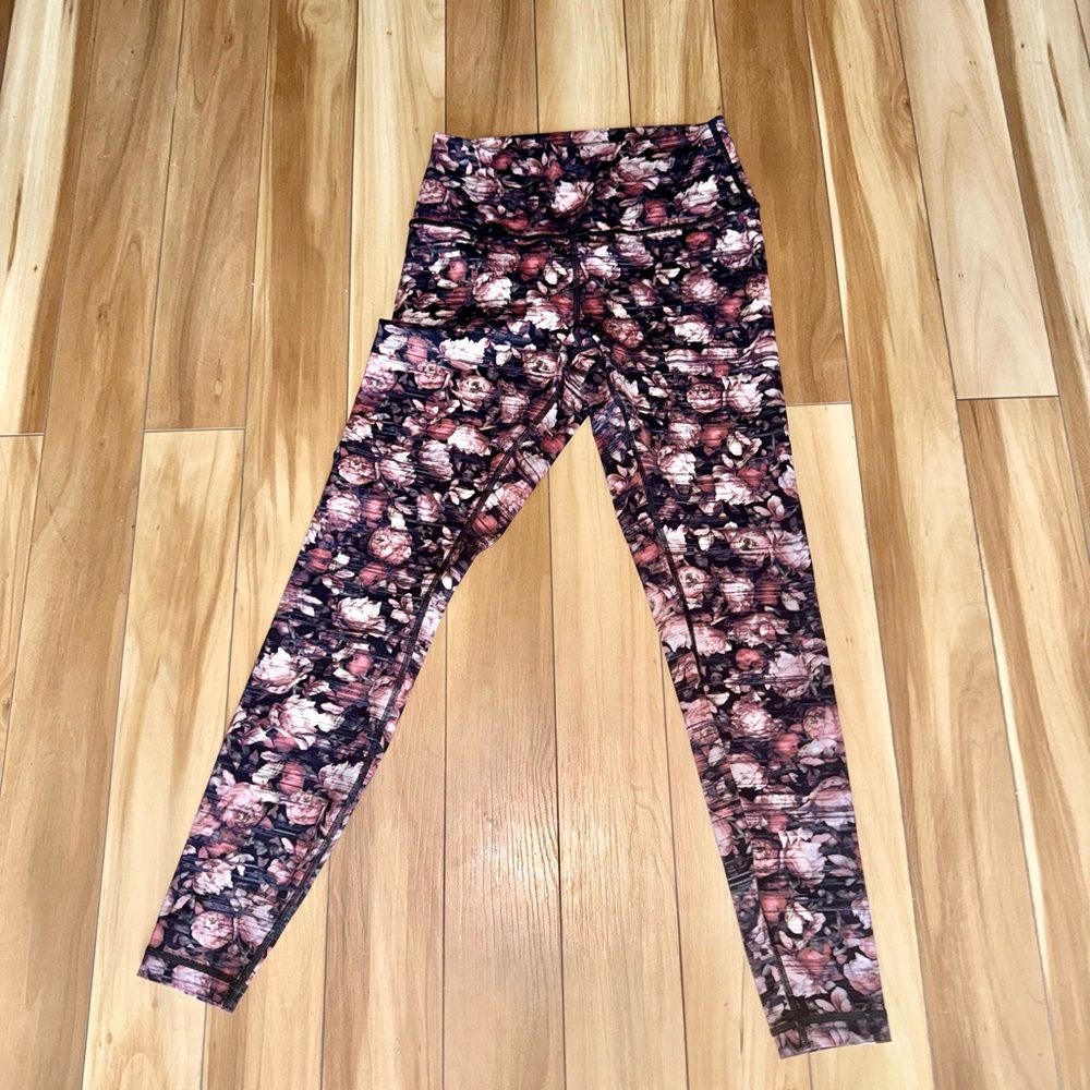 lululemon athletica Rose Floral Print Leggings - Black & Pink